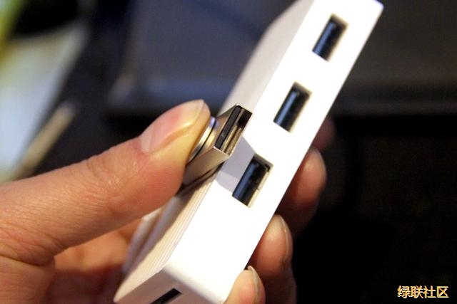 綠聯(lián)蘋果手機U盤測評