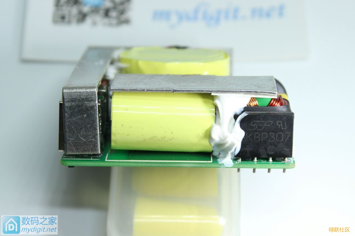 UGREEN綠聯(lián)-品質(zhì)新體驗(yàn),數(shù)碼選綠聯(lián)