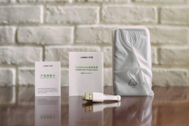 試用評(píng)測(cè)丨玩出手感的綠聯(lián)10000毫安鵝卵石充電寶